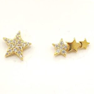 Pendientes asimetricos Aura, una y tres estrellas plata dorada . PE007322