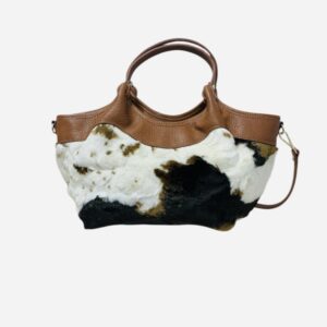 Bolso Aura piel Gaucho media luna vaca camel. 1355CA